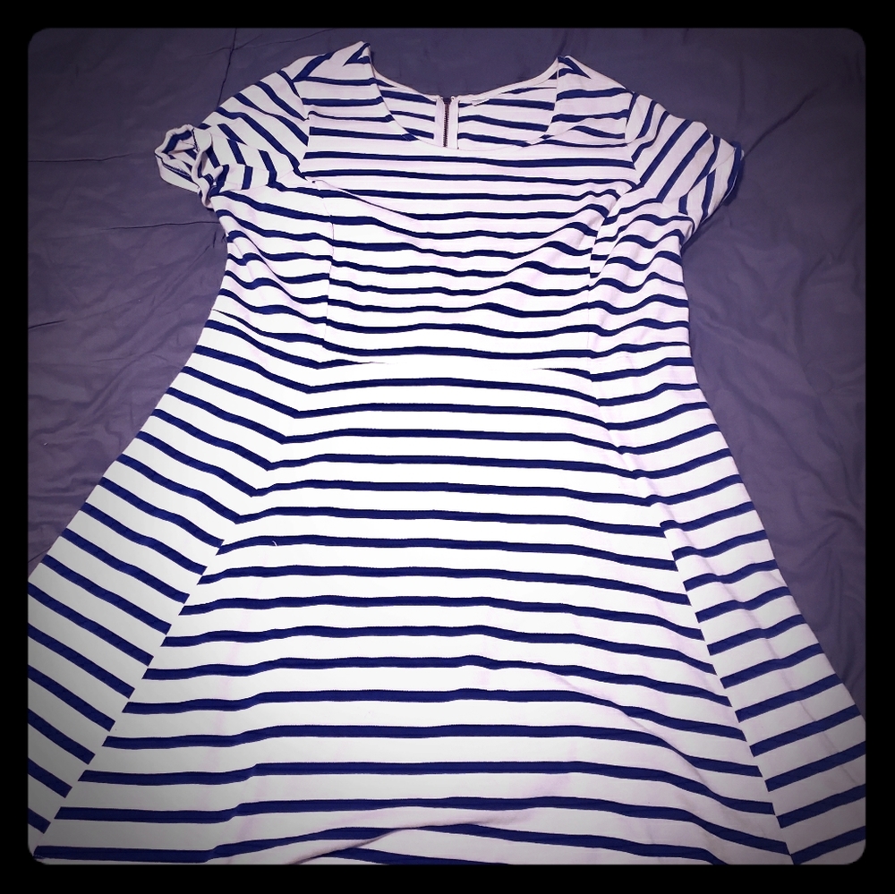 Short dress
